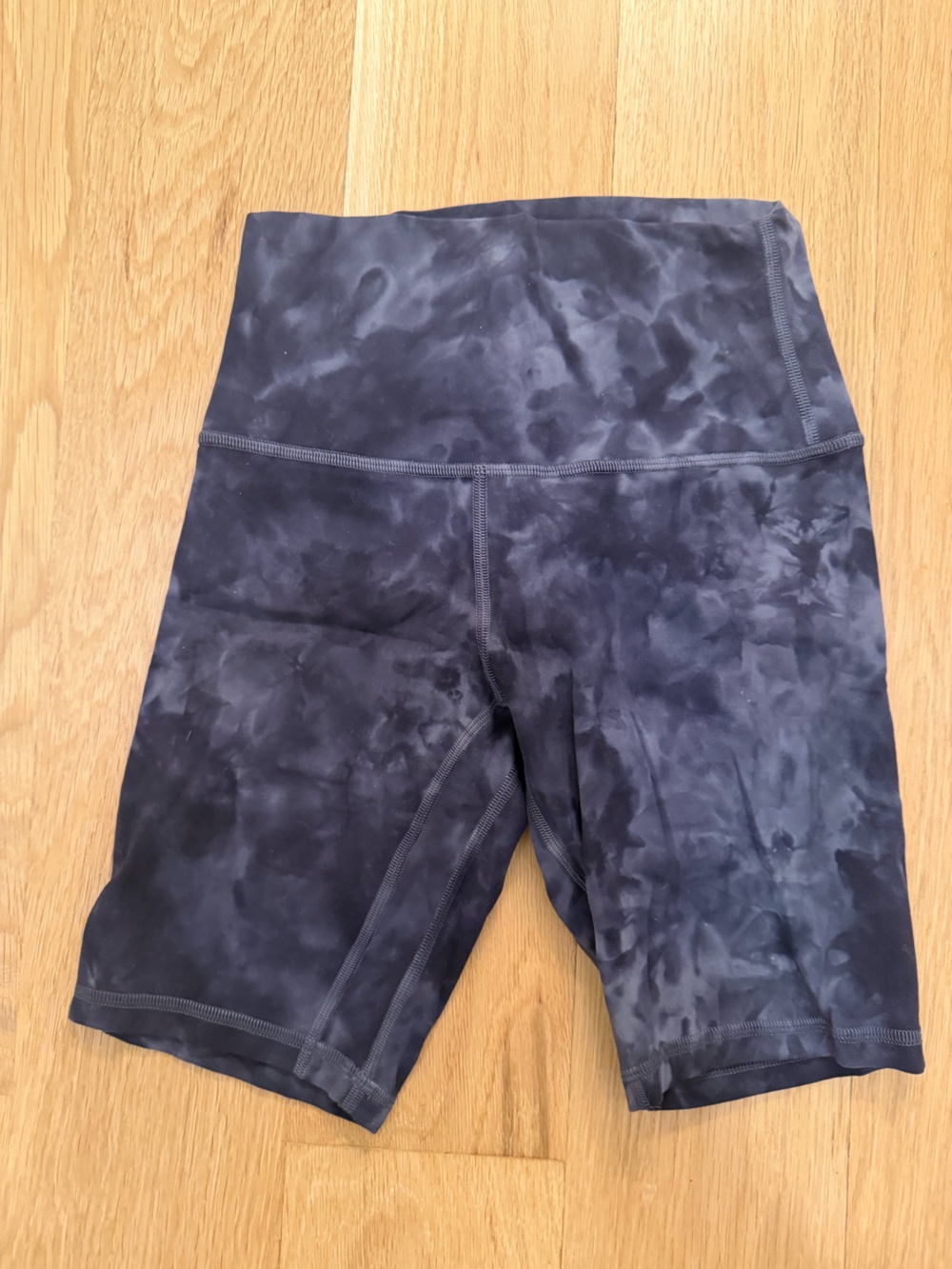 RARE LULU LEMON Align Tie-Dye Black/Grey High-Waist Biker Shorts - NWOT SIZE 4